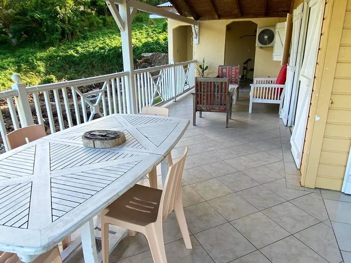 Maison de 5 chambres a Bas Vent a 500 m de la plage avec vue sur la mer jardin amenage et wifi Hébergement de vacances