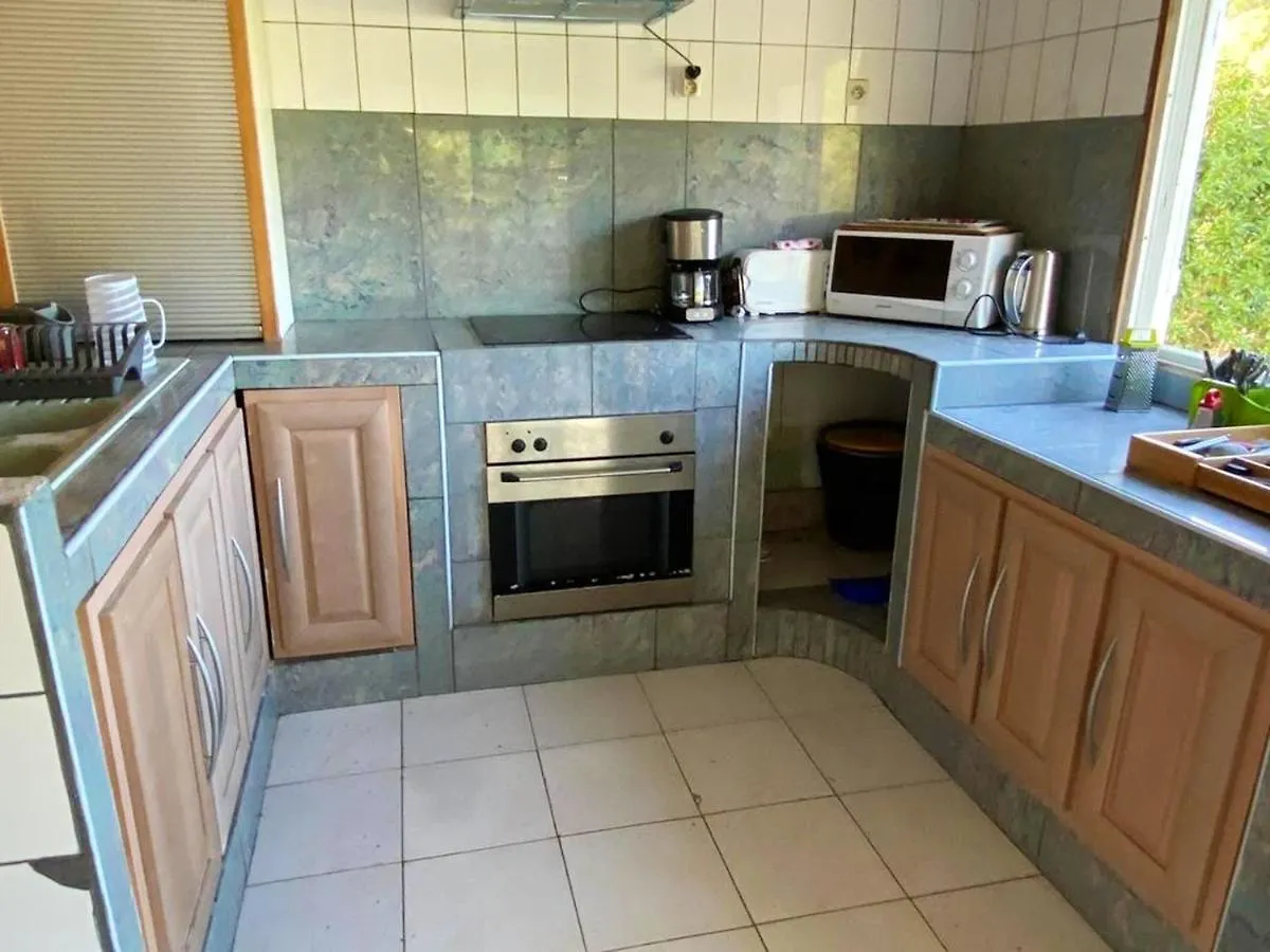 Maison De Charme Avec Vue Sur Mer A Bas Vent - Confort Optimal Guadeloupe